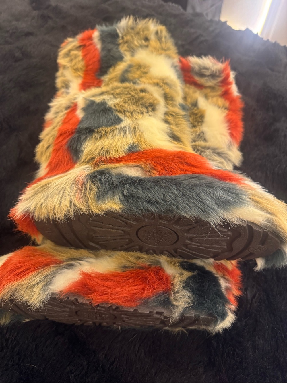 Womens Faux Fur Boot Winter Fluffy Long Furry Boots for Women.